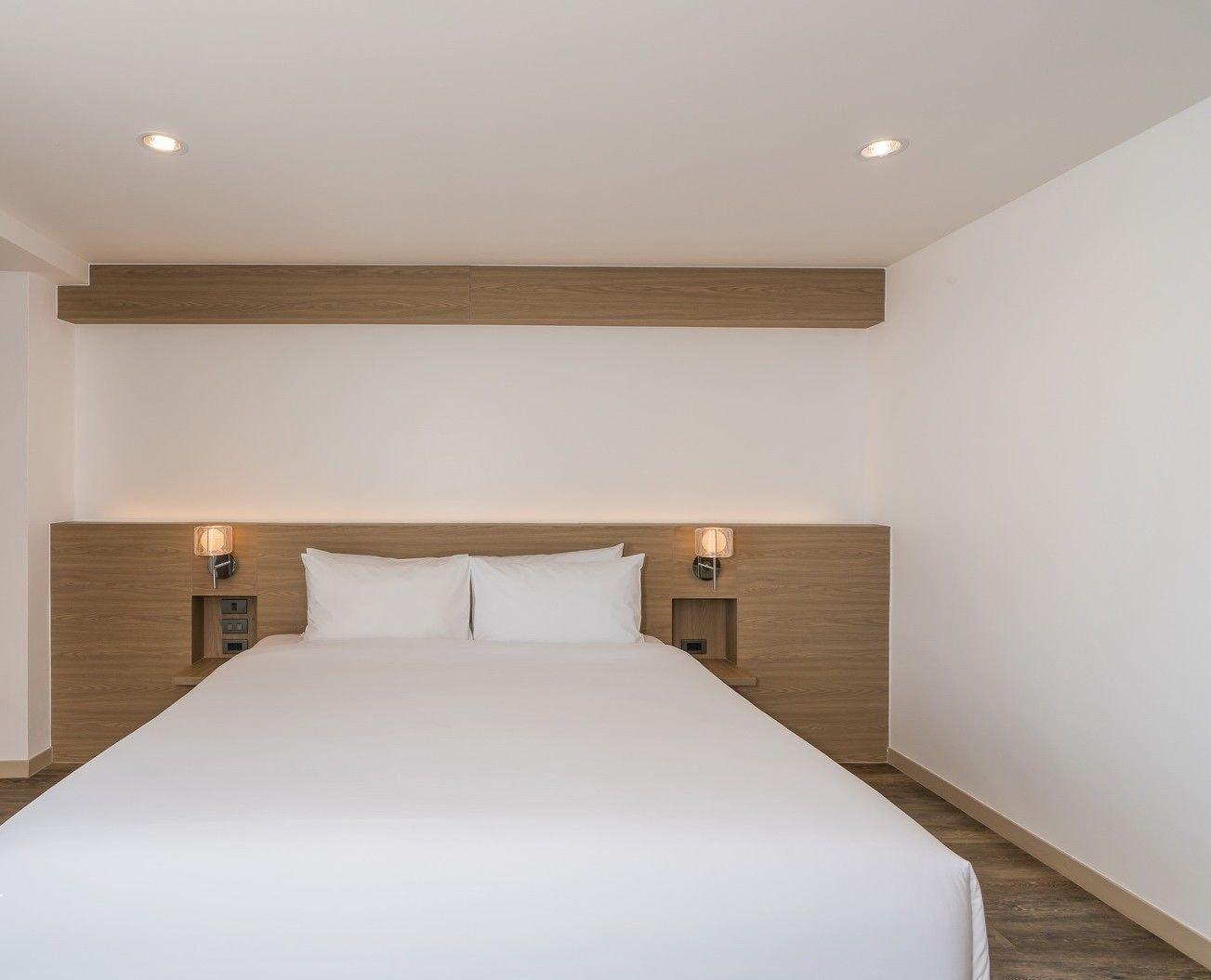 Rattanachol Hotel Chonburi Exterior photo