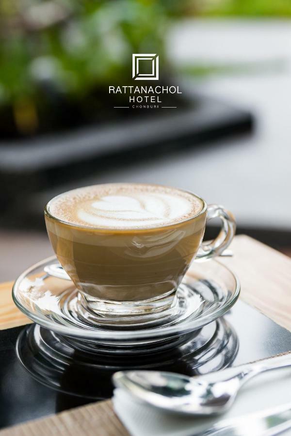 Rattanachol Hotel Chonburi Exterior photo