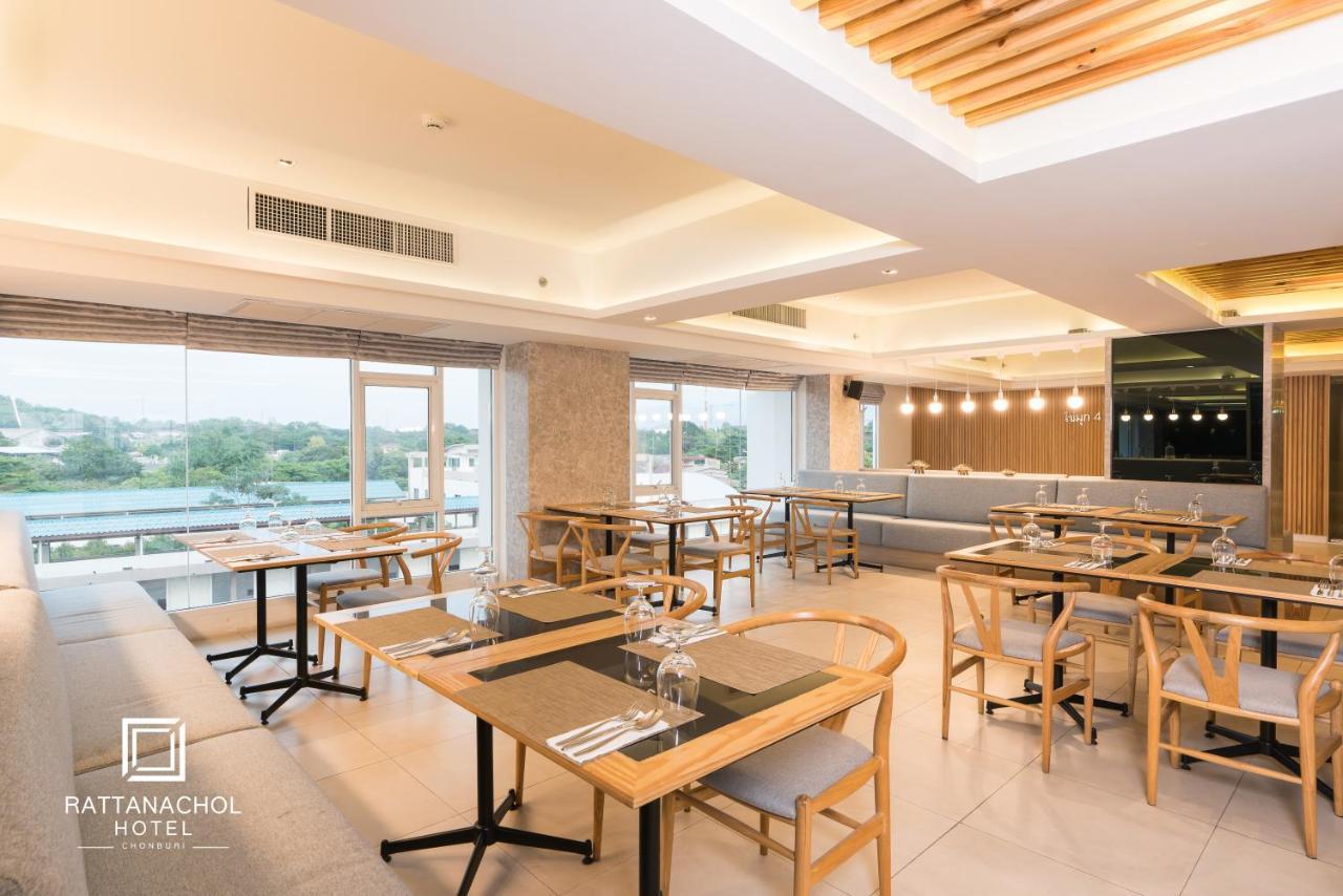 Rattanachol Hotel Chonburi Exterior photo